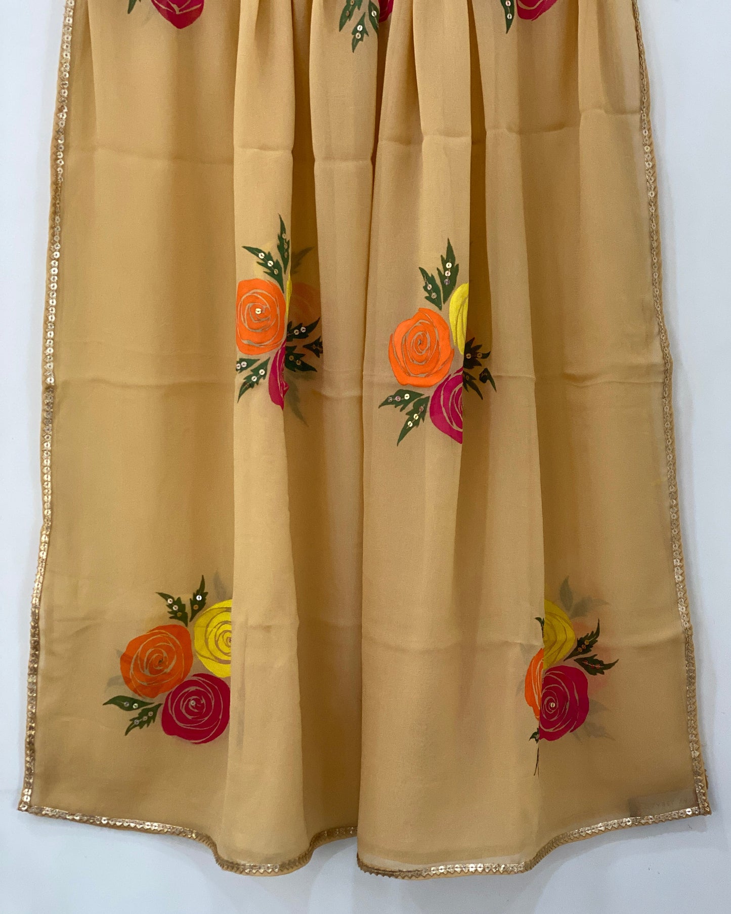 Blooming floral patterns Beige duppta