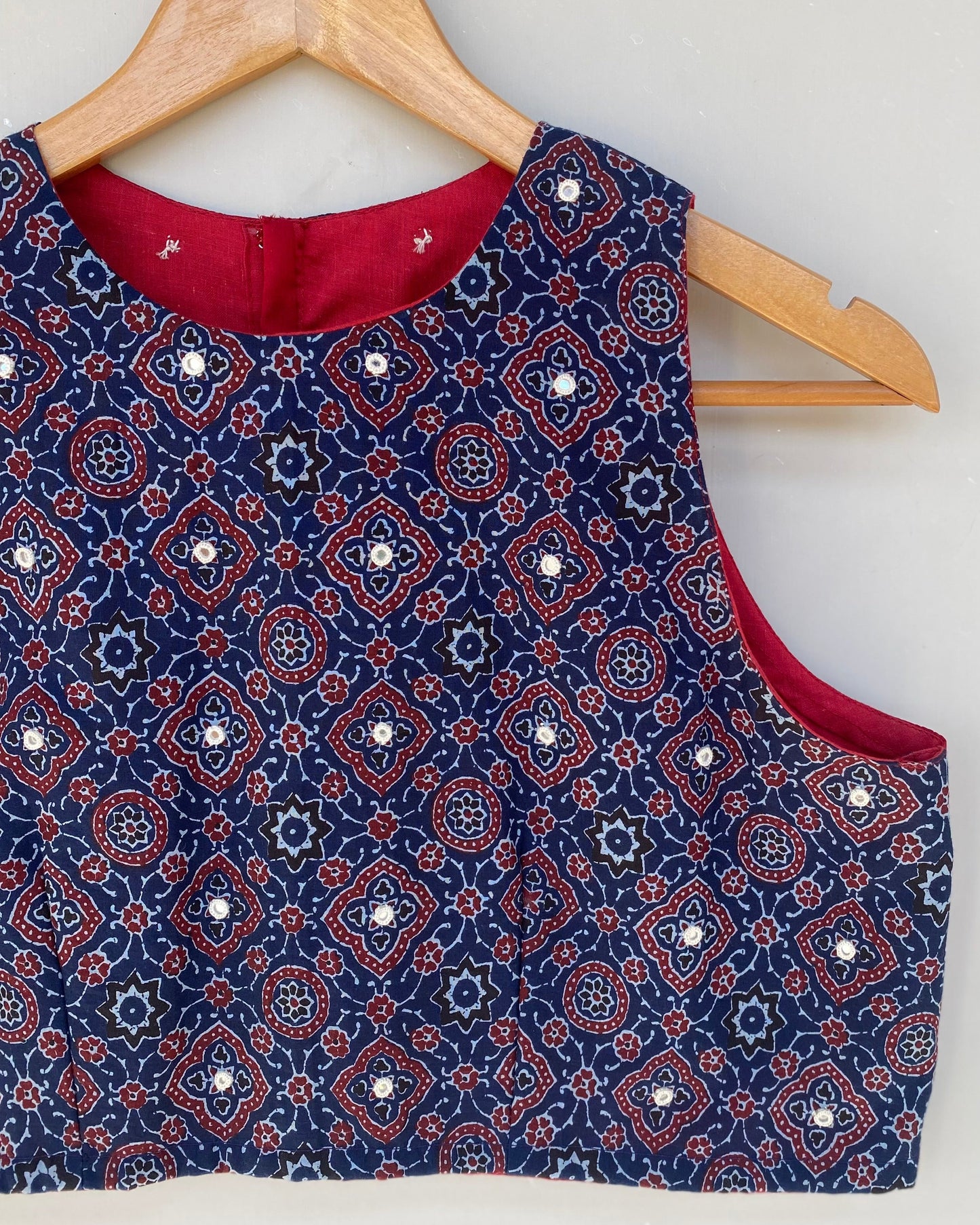 Halter neck blouse