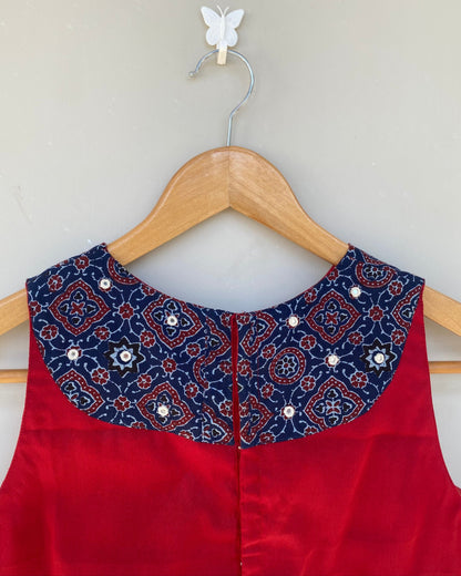 Halter neck blouse